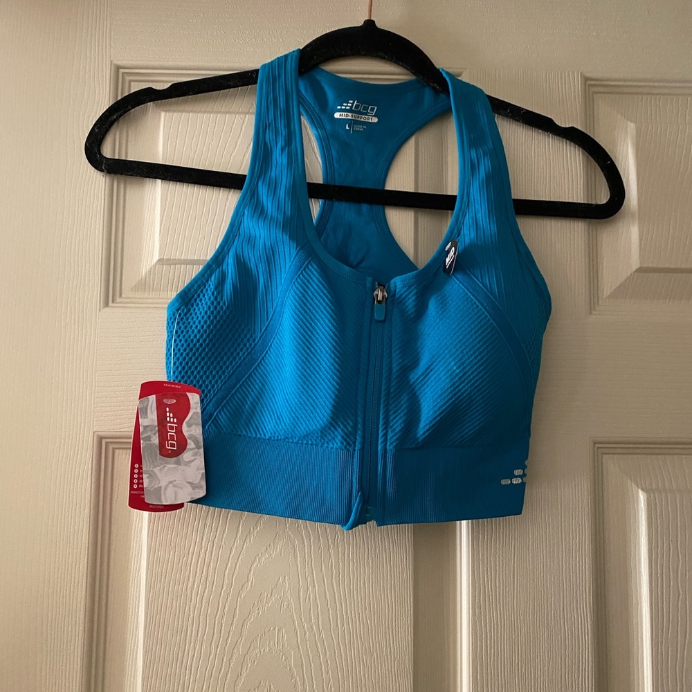 Sports bra